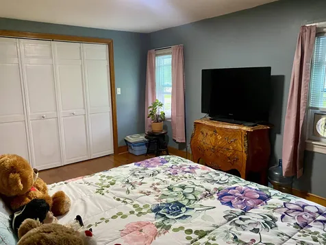 9 Concord Avenue Derry NH 03038