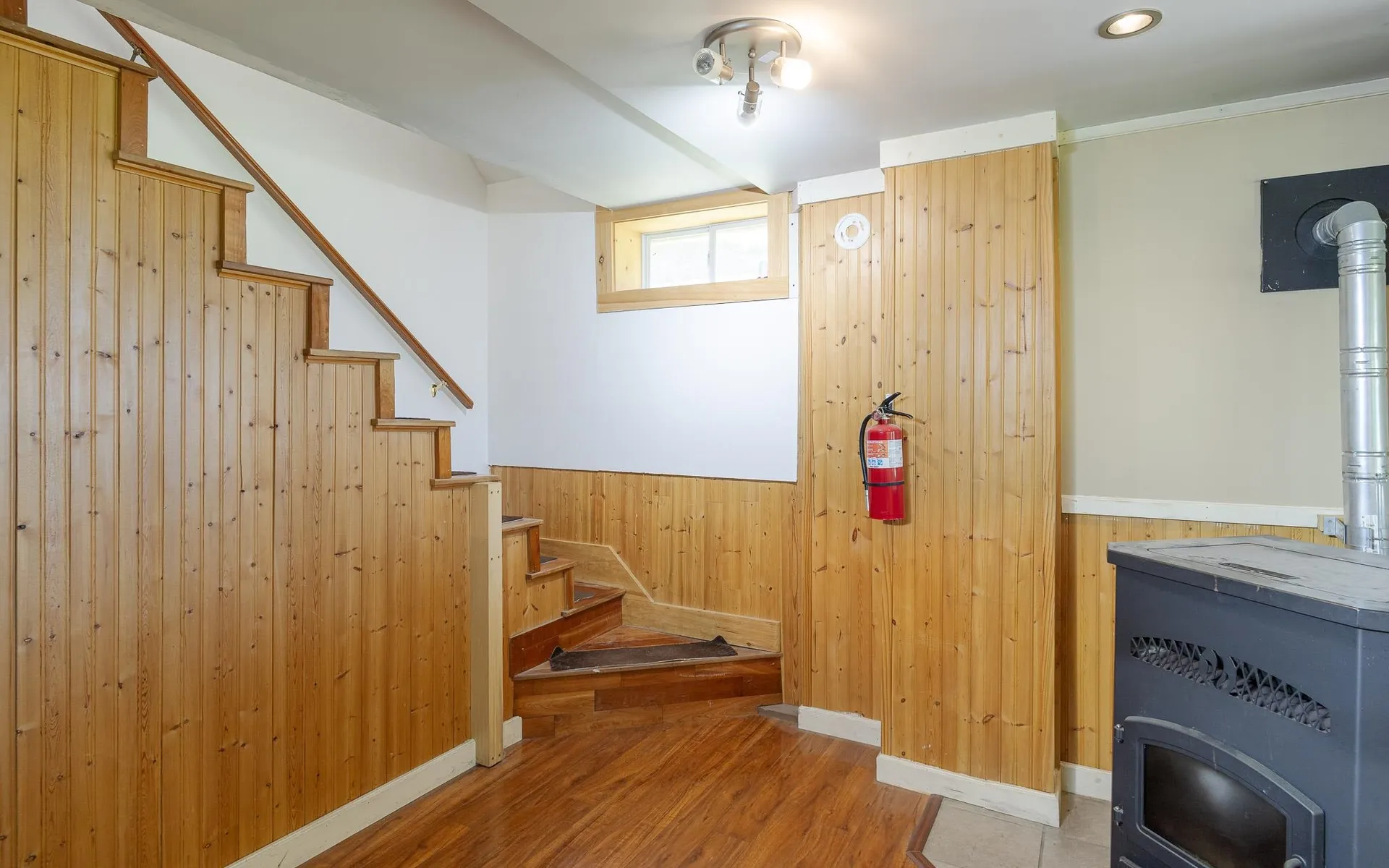 85 Kingsbury Road Walpole NH 03608