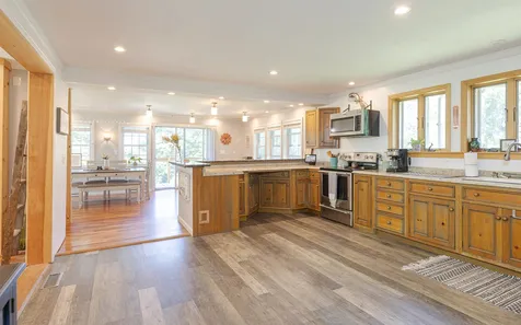 85 Kingsbury Road Walpole NH 03608