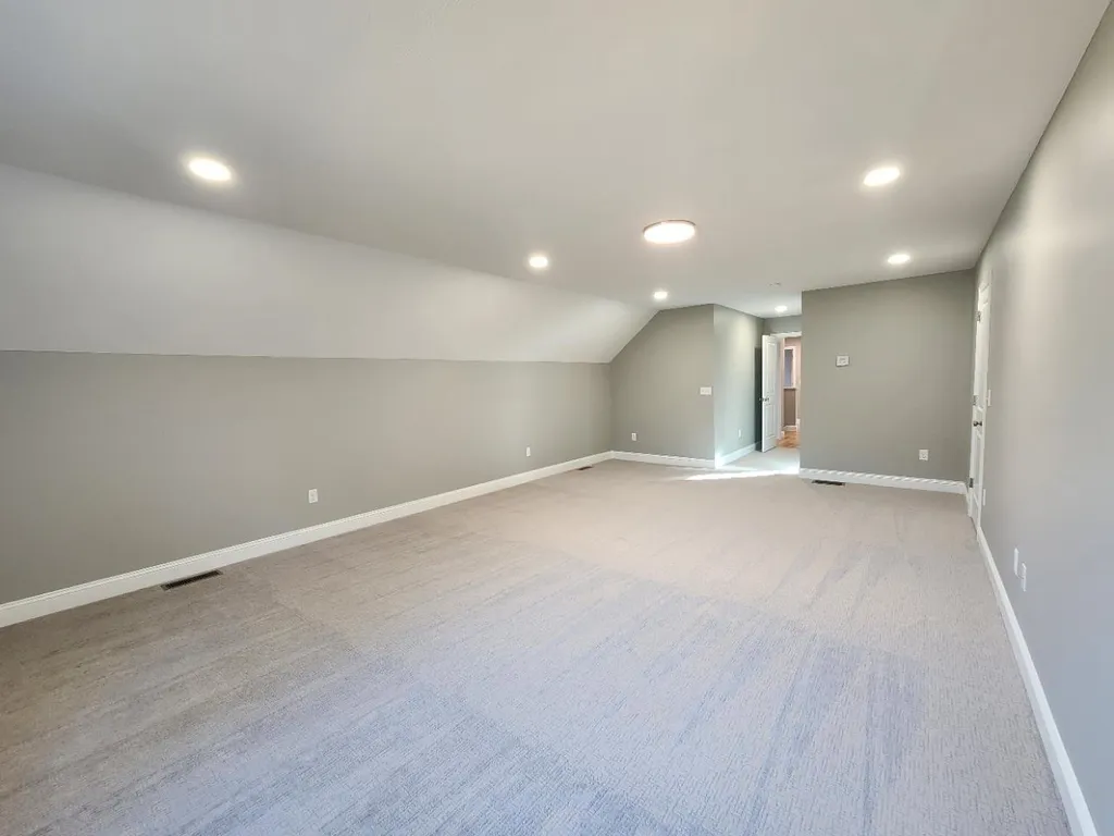 16 Millstone Drive Concord NH 03301