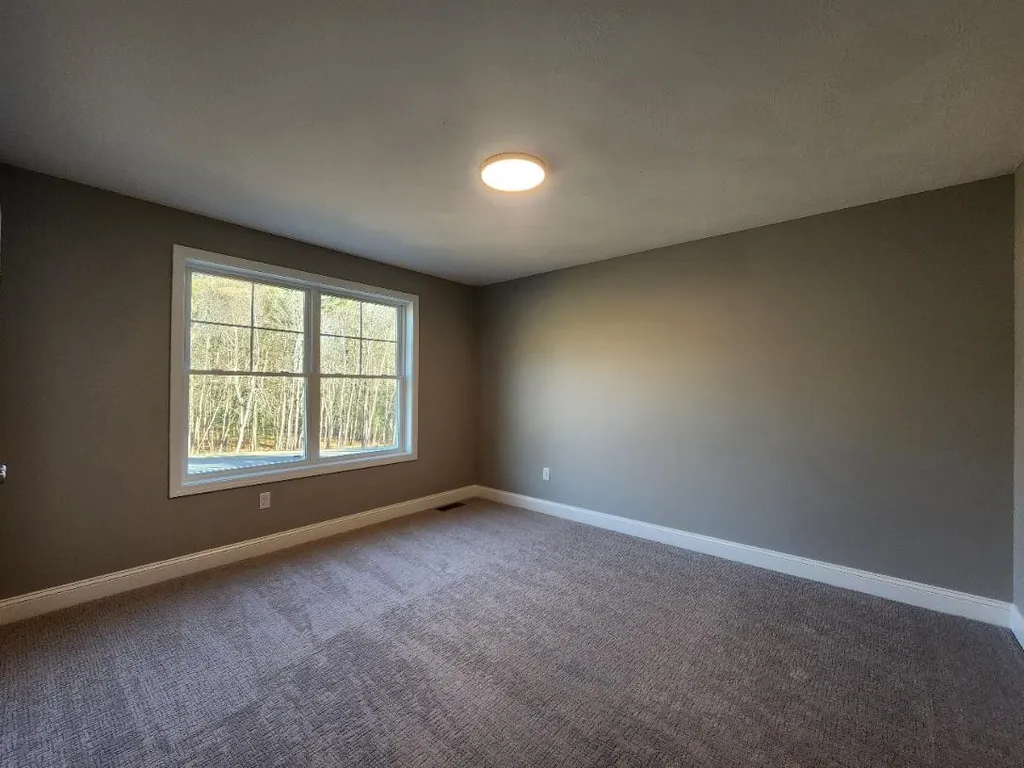 16 Millstone Drive Concord NH 03301