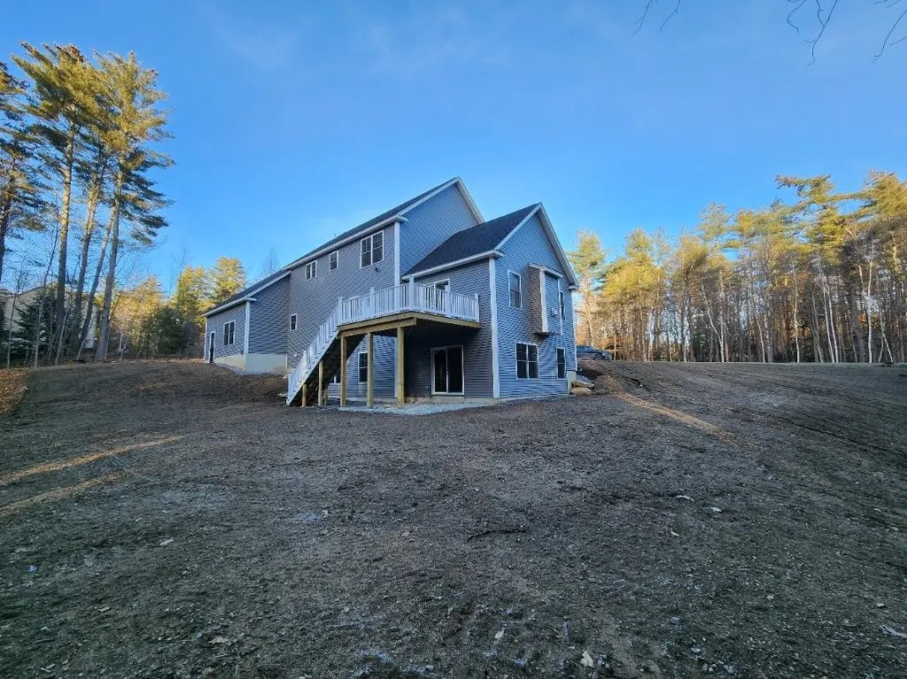 16 Millstone Drive Concord NH 03301