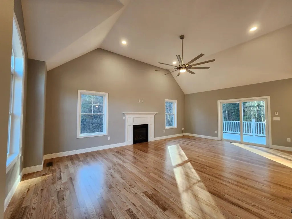 16 Millstone Drive Concord NH 03301