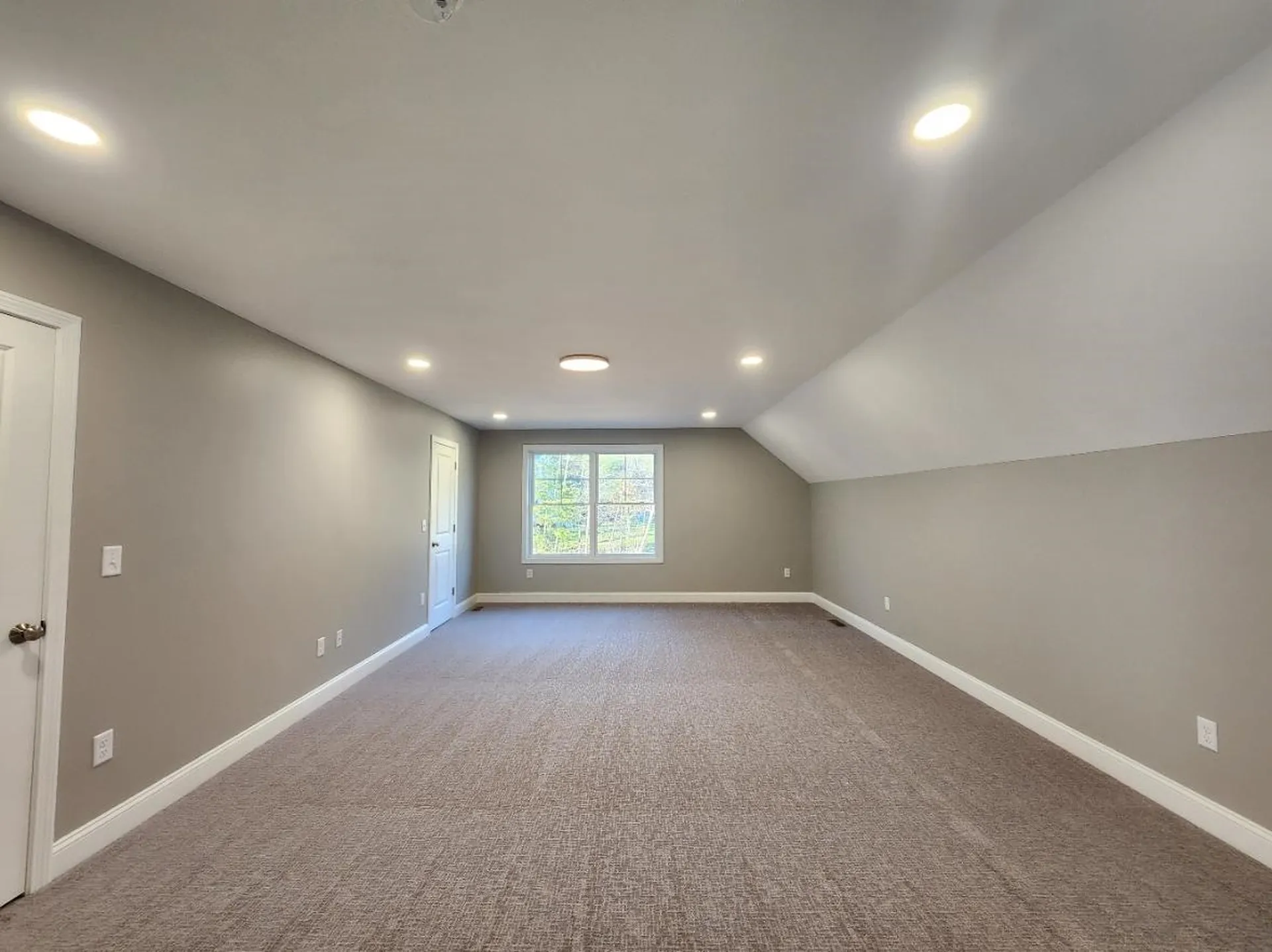 16 Millstone Drive Concord NH 03301