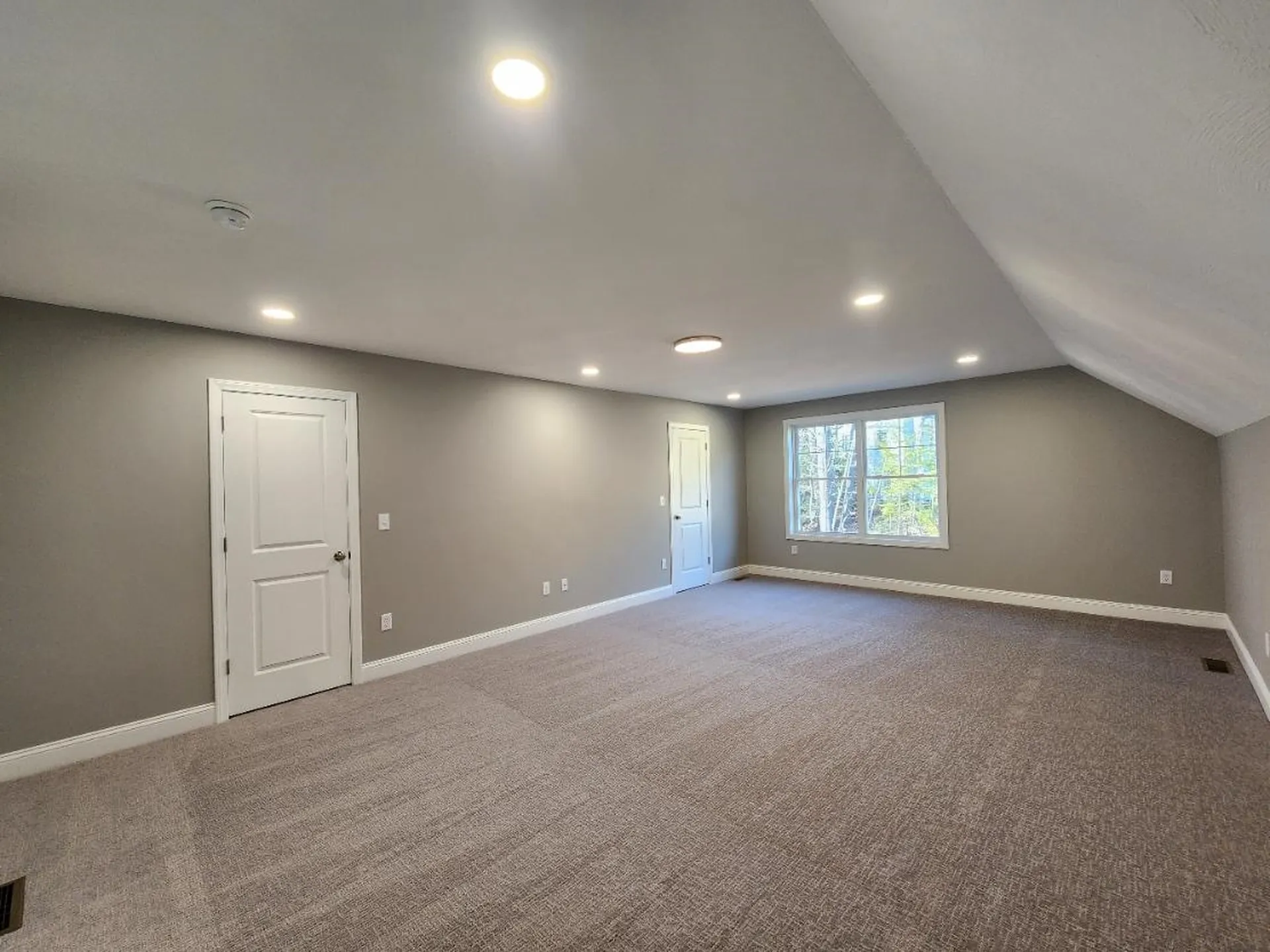 16 Millstone Drive Concord NH 03301