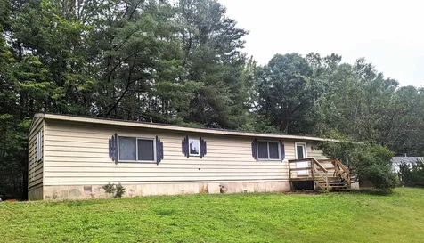 8 Cinnamon Drive Winchester NH 03470