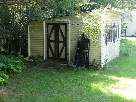 8 Cinnamon Drive Winchester NH 03470