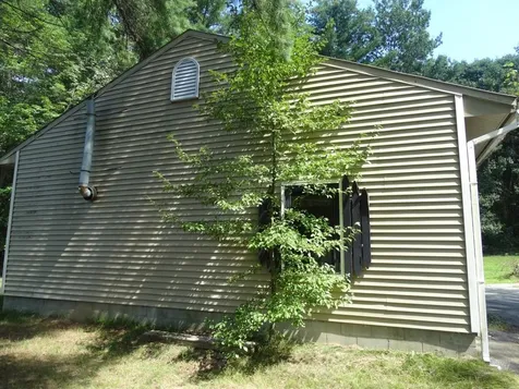 8 Cinnamon Drive Winchester NH 03470
