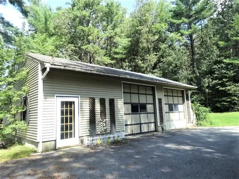 8 Cinnamon Drive Winchester NH 03470