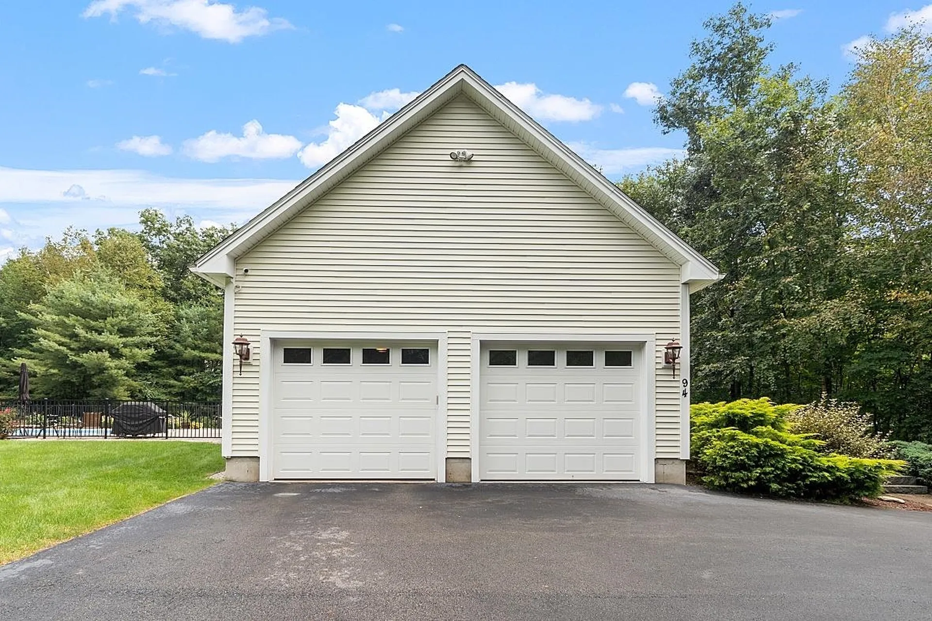 94 Island Pond Road Derry NH 03038