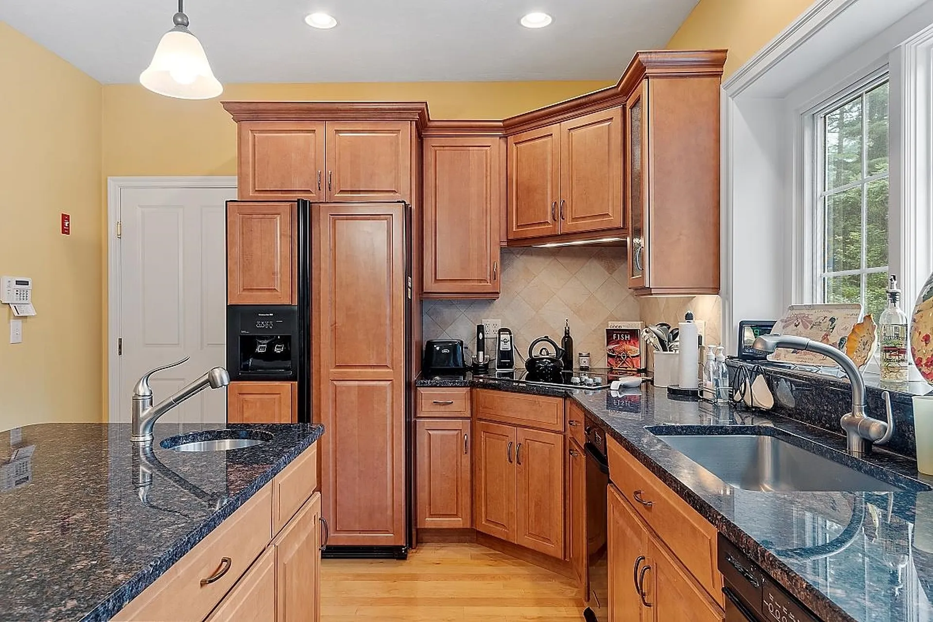 94 Island Pond Road Derry NH 03038