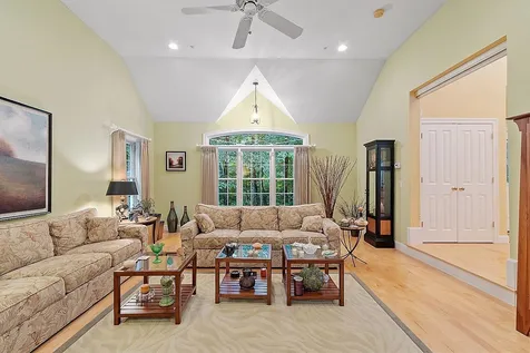 94 Island Pond Road Derry NH 03038