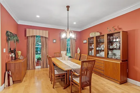 94 Island Pond Road Derry NH 03038