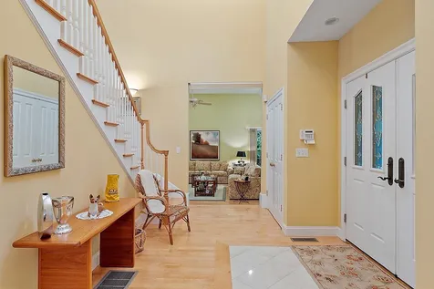 94 Island Pond Road Derry NH 03038