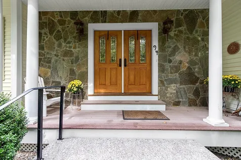 94 Island Pond Road Derry NH 03038