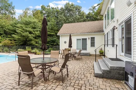 94 Island Pond Road Derry NH 03038