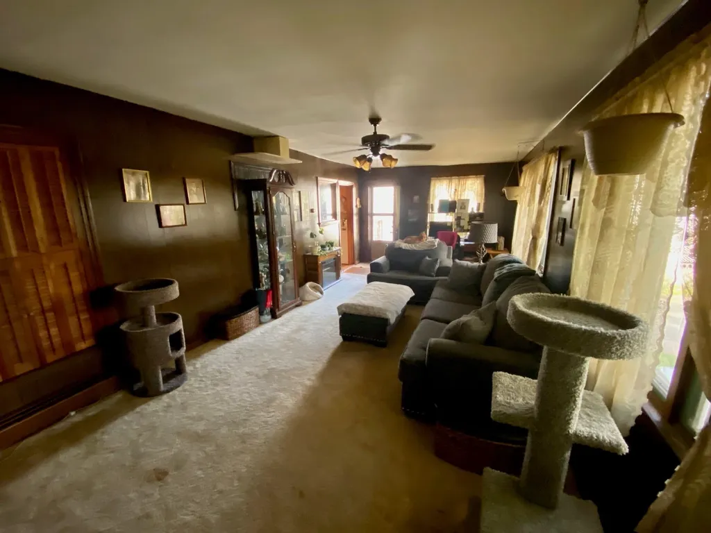 39 Glendale Avenue Manchester NH 03103