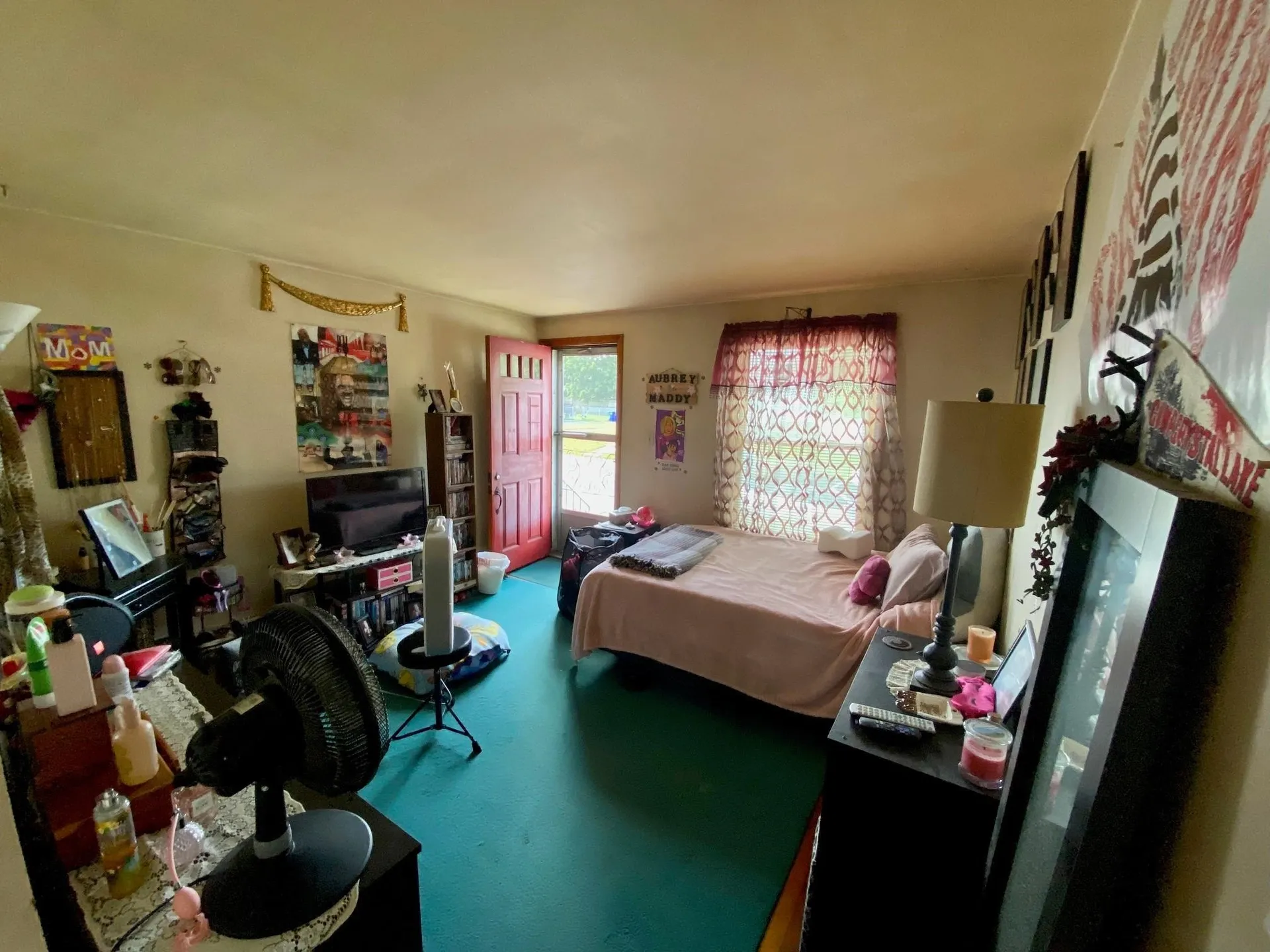 39 Glendale Avenue Manchester NH 03103