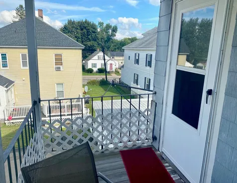 39 Glendale Avenue Manchester NH 03103