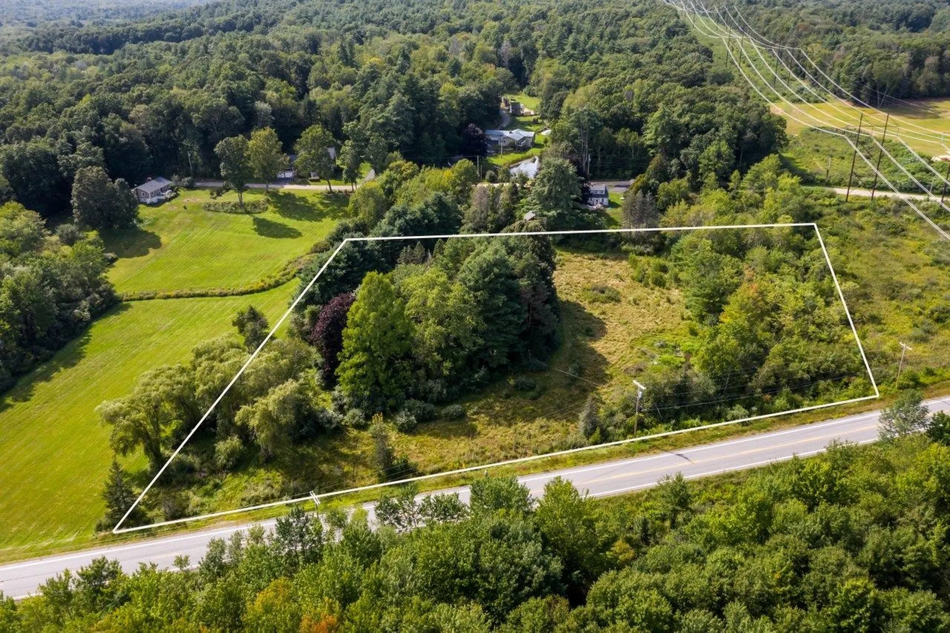 253 Amesbury Road Kensington NH 03833