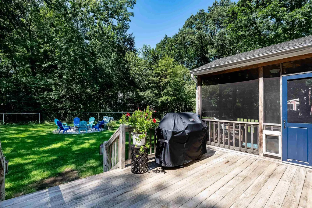 5 Eastview Drive Sanford ME 04073