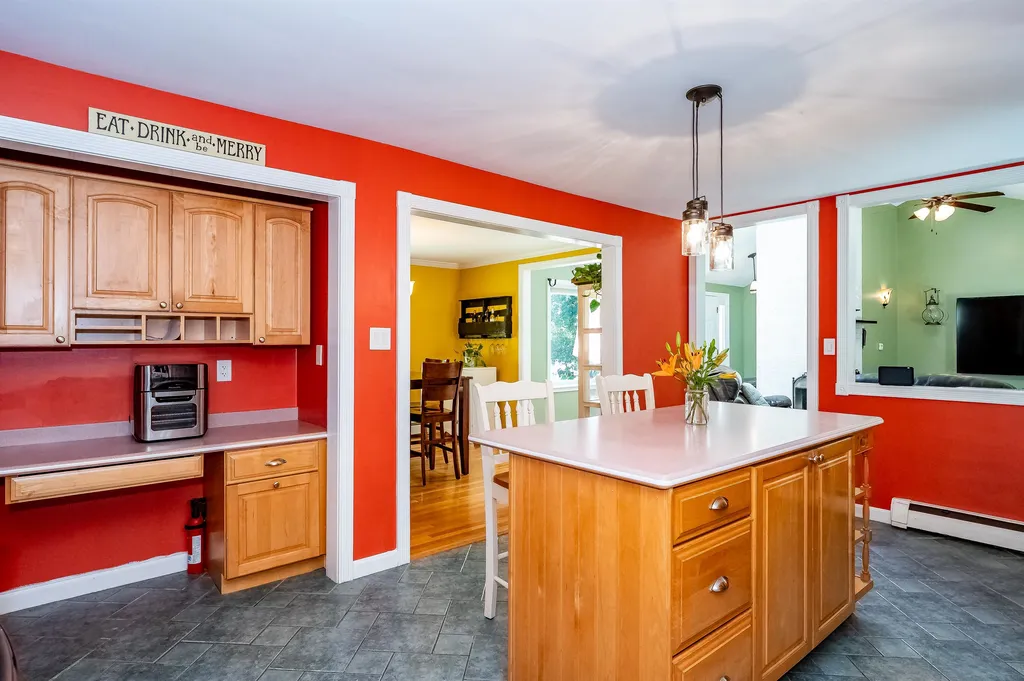 5 Eastview Drive Sanford ME 04073