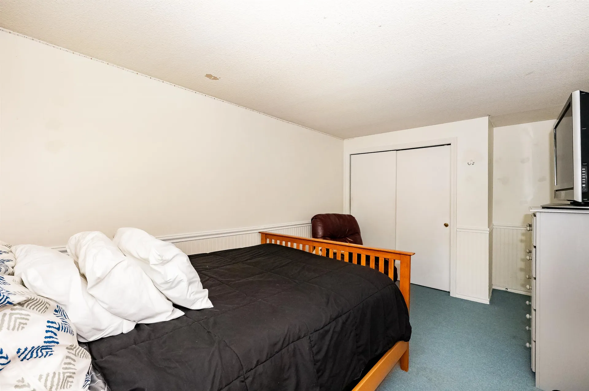 5 Eastview Drive Sanford ME 04073