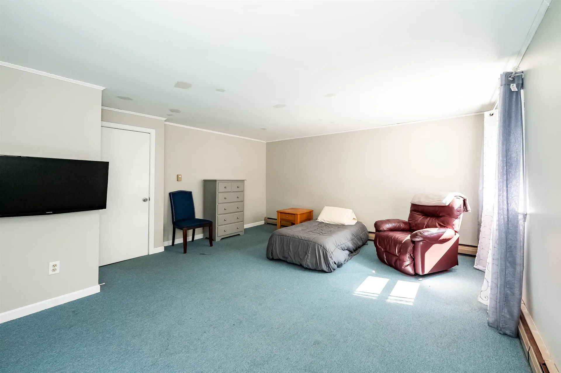 5 Eastview Drive Sanford ME 04073