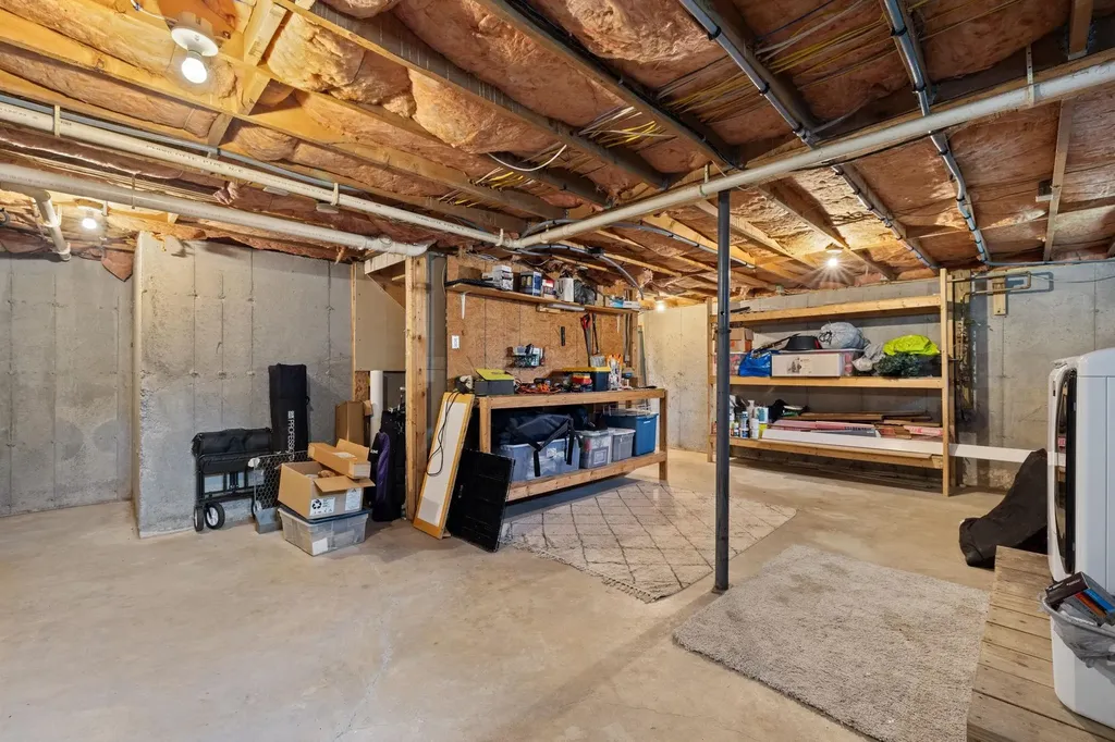 7 Cricket Hill Way Franklin NH 03235