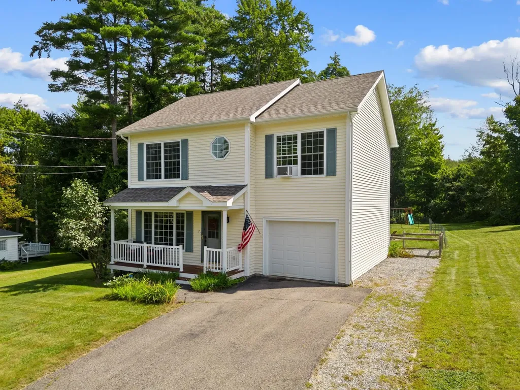 7 Cricket Hill Way Franklin NH 03235