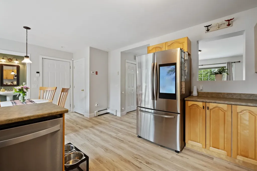 7 Cricket Hill Way Franklin NH 03235