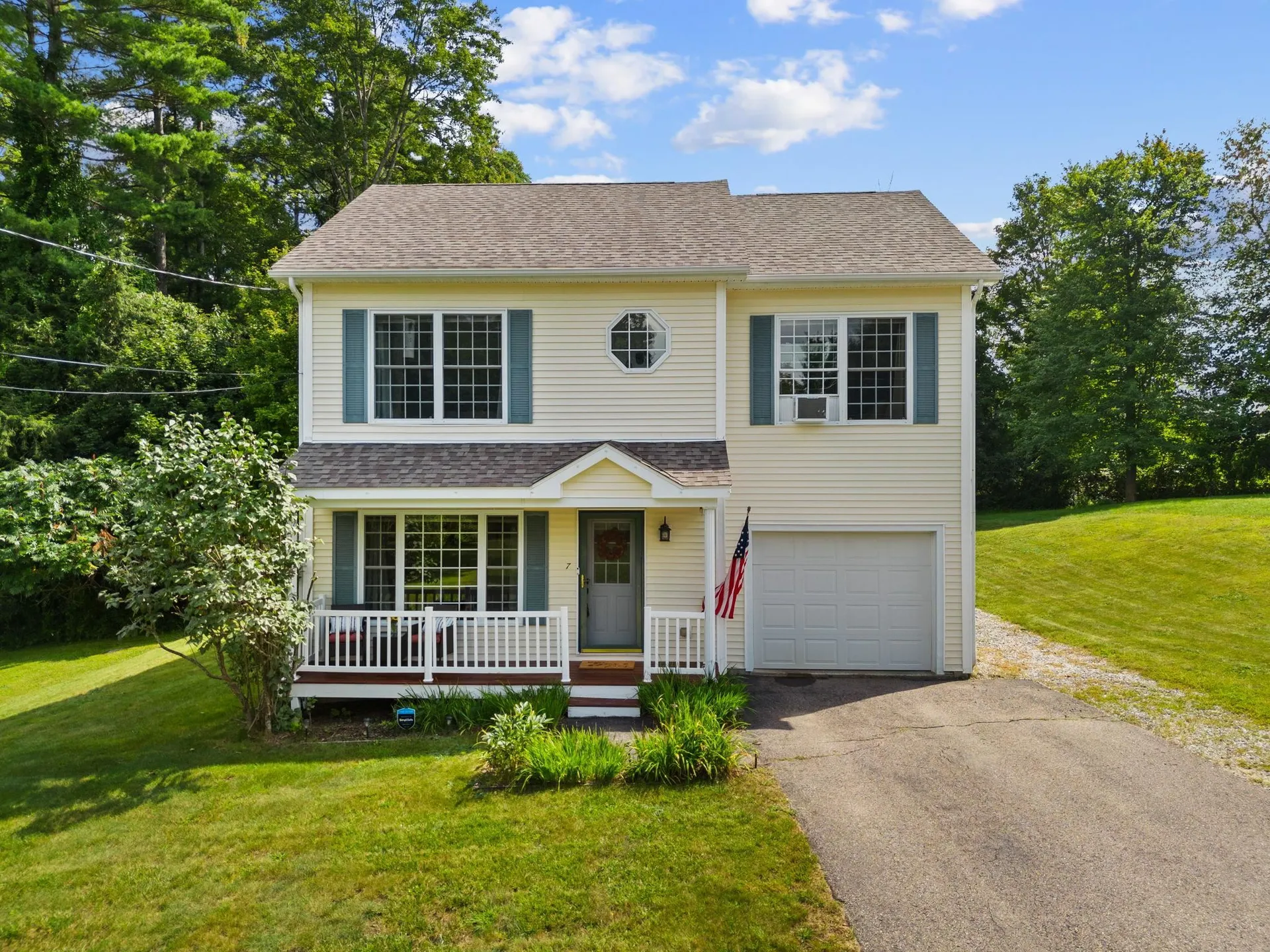 7 Cricket Hill Way Franklin NH 03235