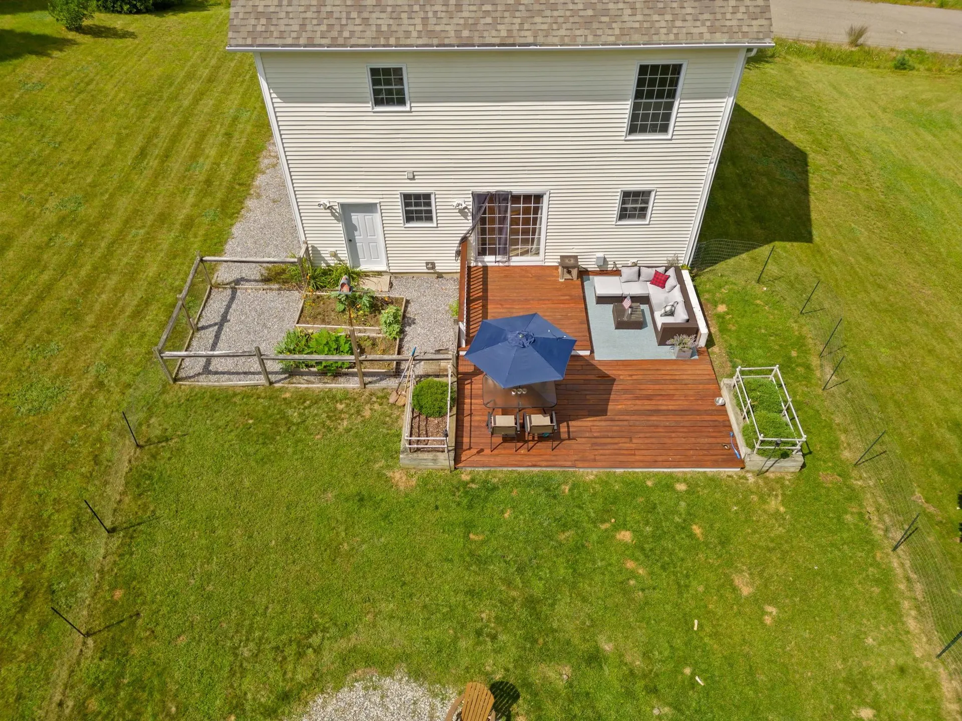 7 Cricket Hill Way Franklin NH 03235