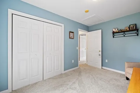 7 Cricket Hill Way Franklin NH 03235