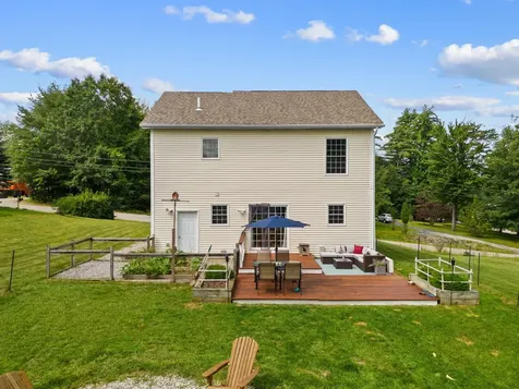 7 Cricket Hill Way Franklin NH 03235