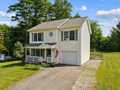 7 Cricket Hill Way Franklin NH 03235