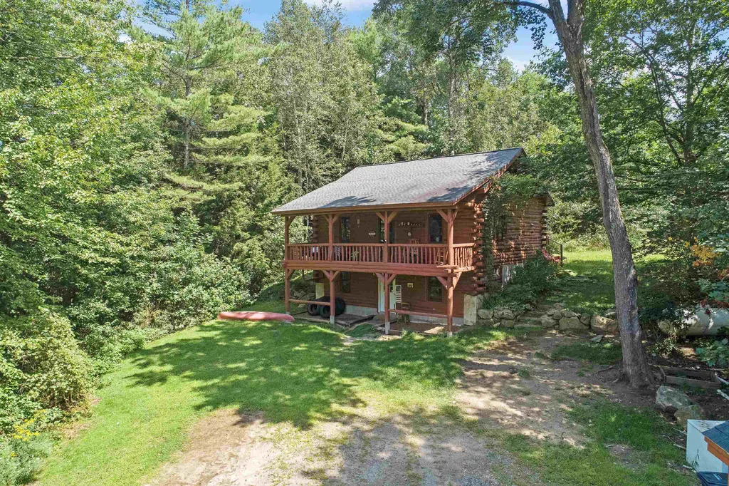 29 Cindys Way Enfield NH 03748