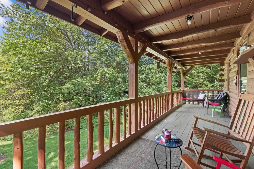 29 Cindys Way Enfield NH 03748