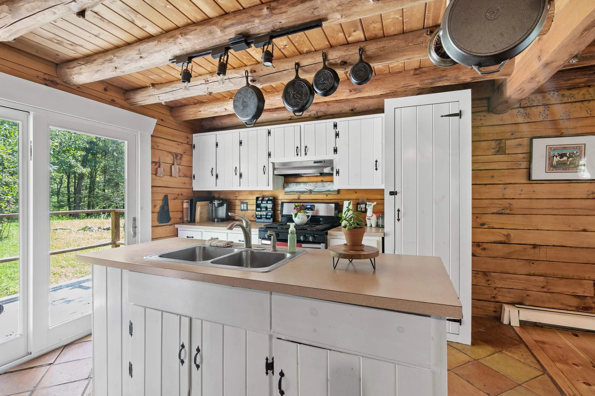 29 Cindys Way Enfield NH 03748