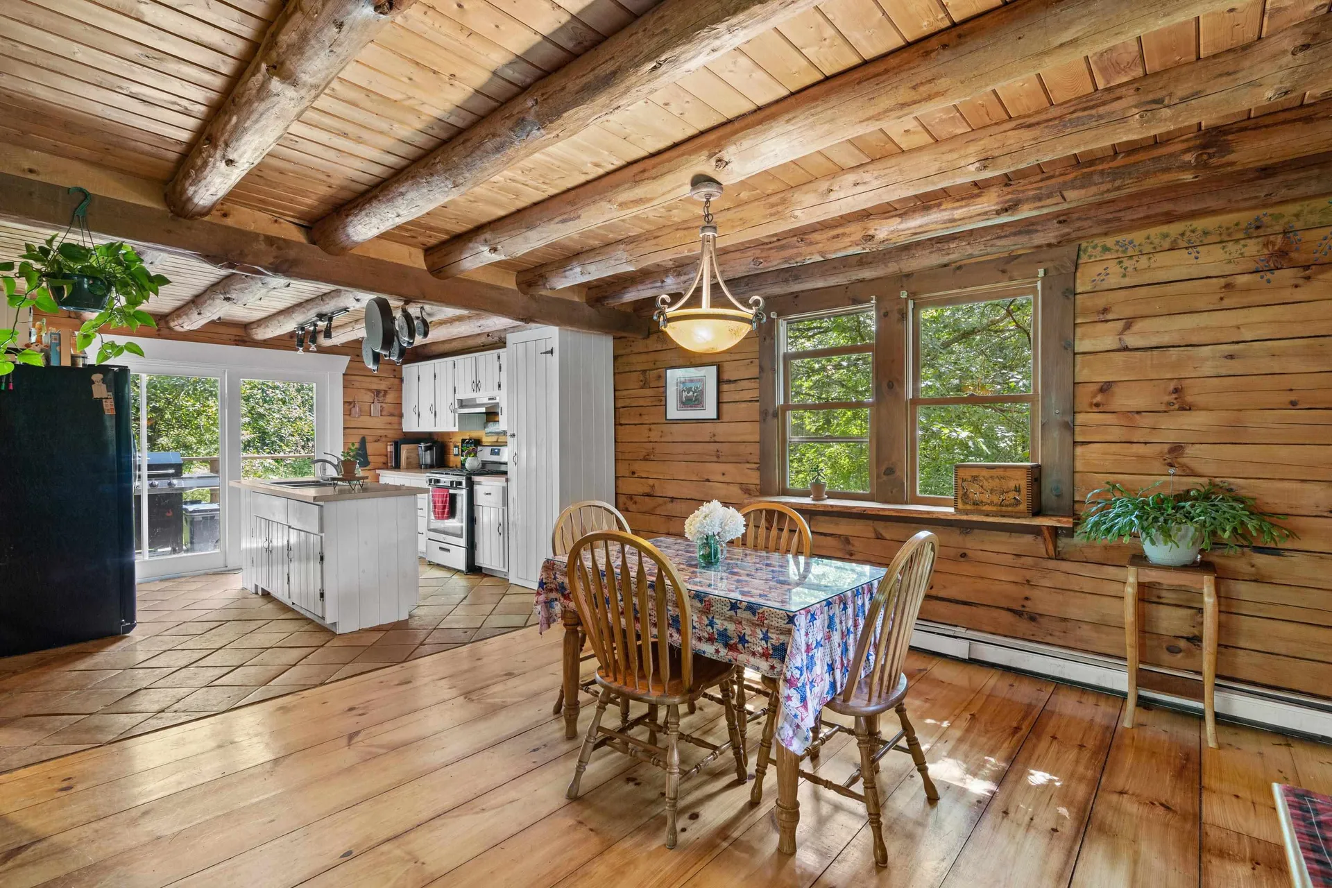29 Cindys Way Enfield NH 03748