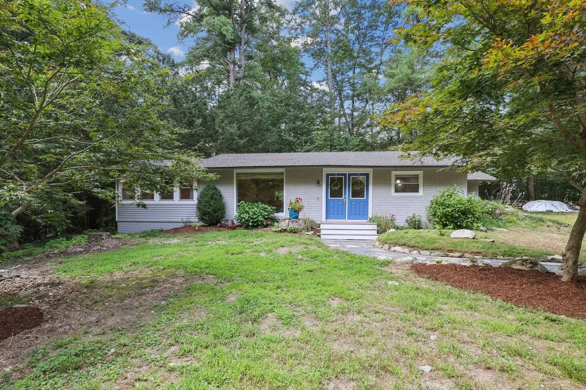 6 Hemlock Heights Road Atkinson NH 03811