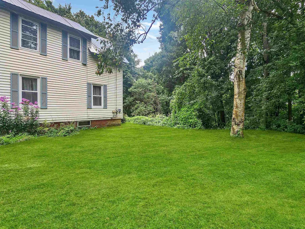 123 Hillcrest Terrace Hartford VT 05001