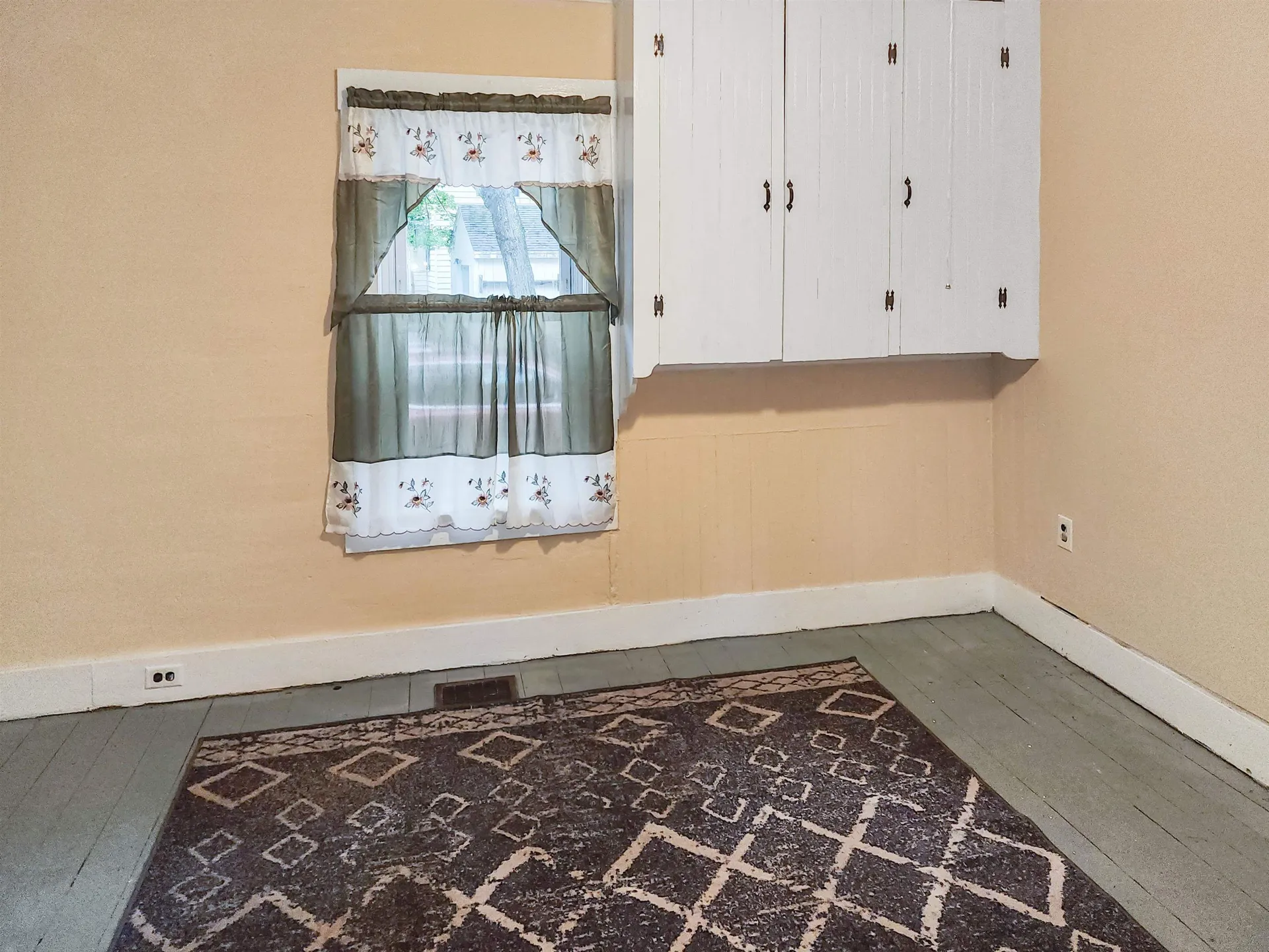123 Hillcrest Terrace Hartford VT 05001
