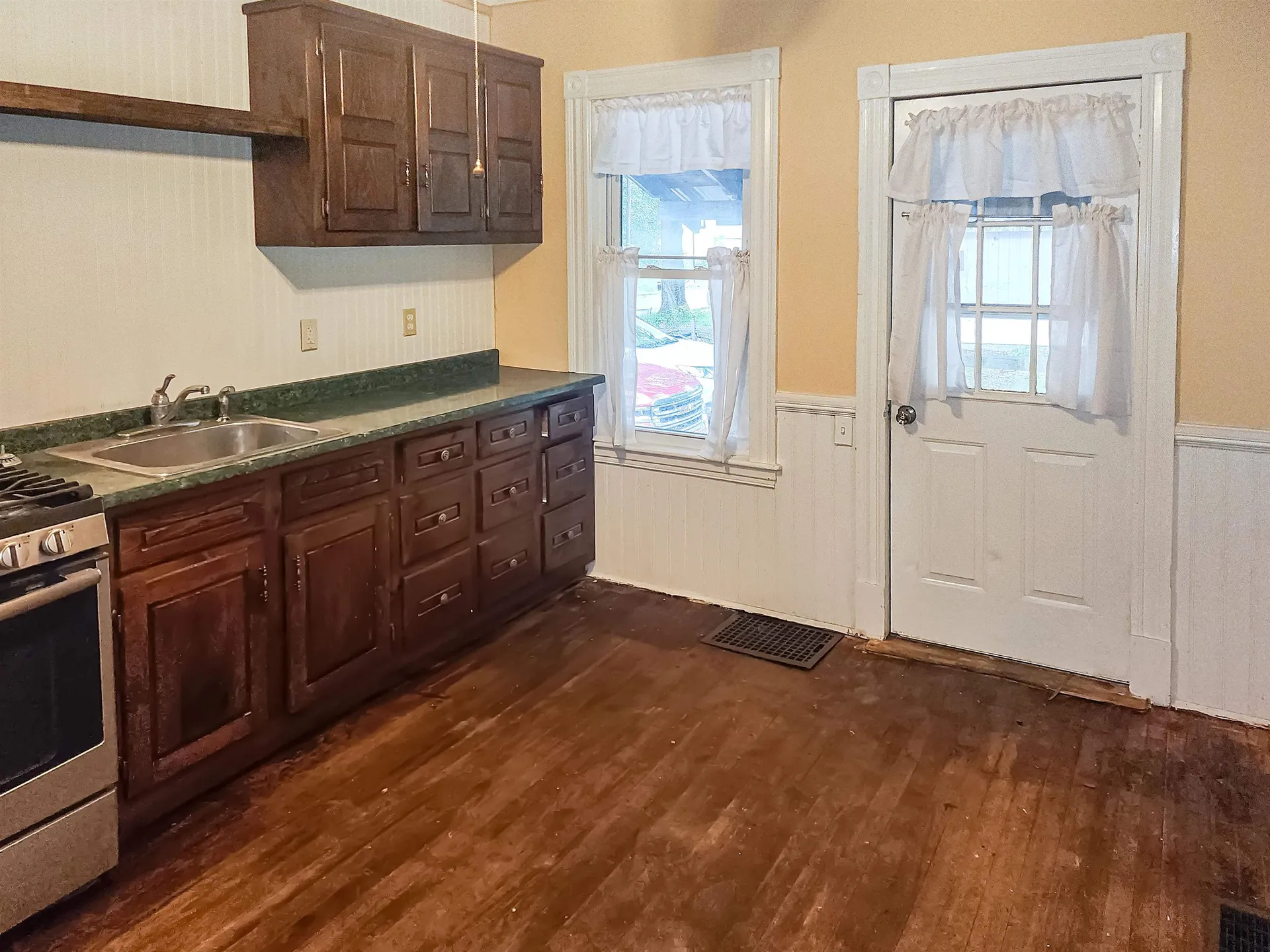 123 Hillcrest Terrace Hartford VT 05001