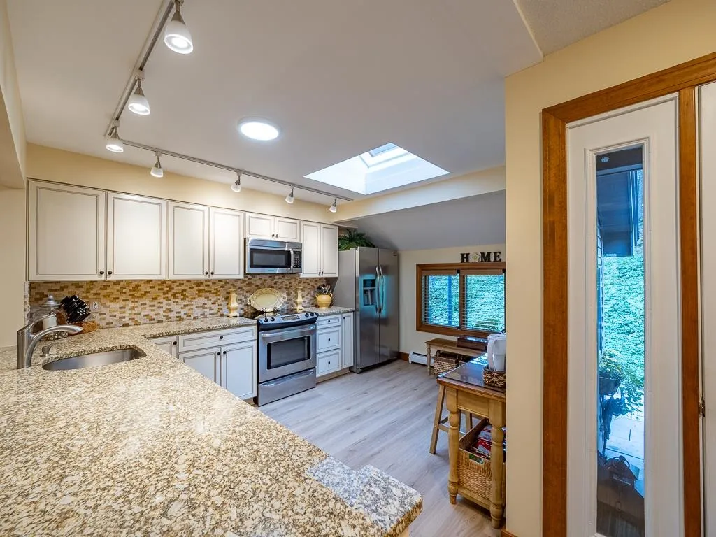 919 Murphys Road Hartford VT 05059
