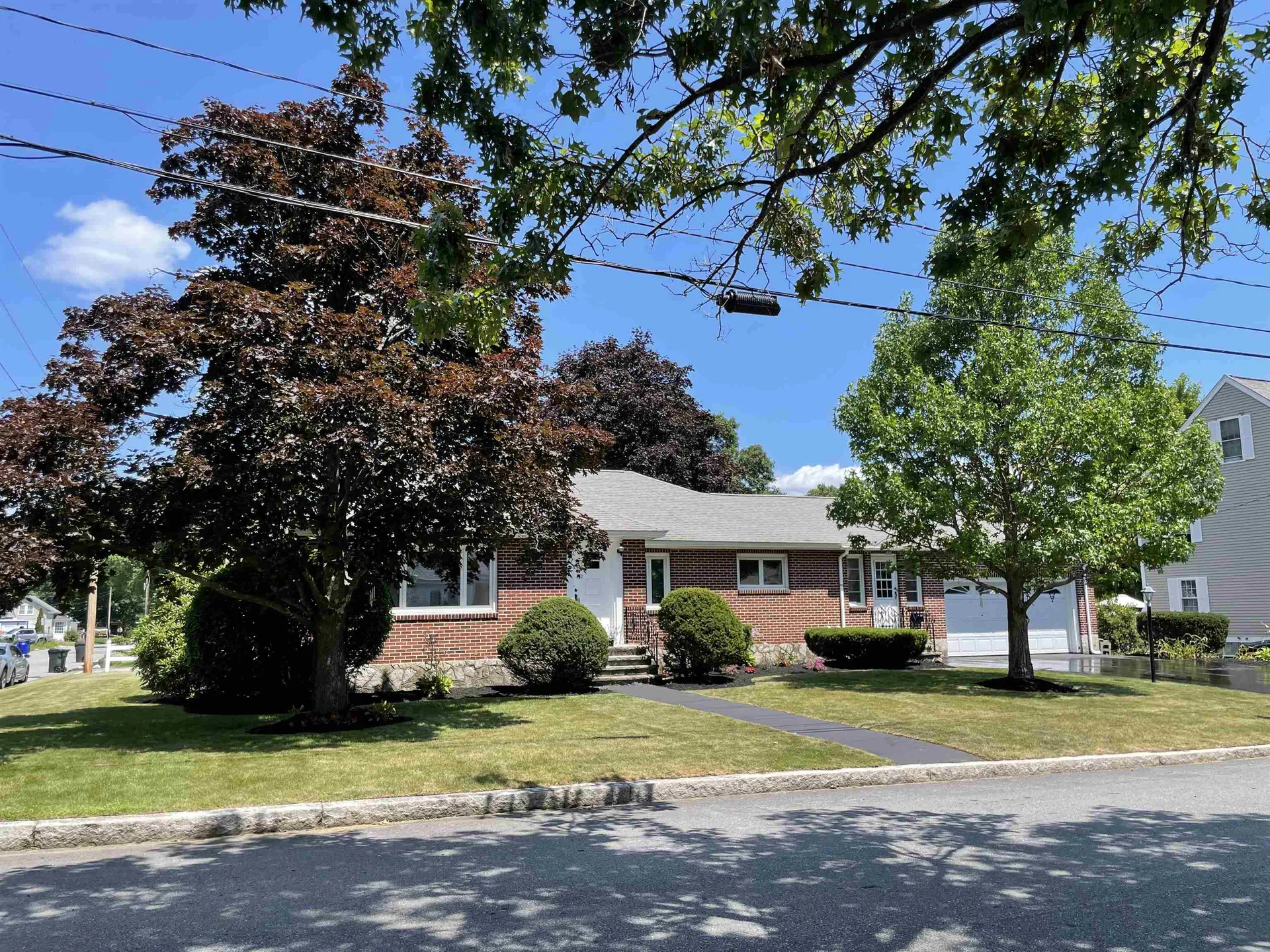 108 Glenwood Avenue Manchester NH 03102