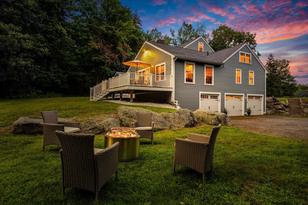 19 Candlewood Drive Amherst NH 03031