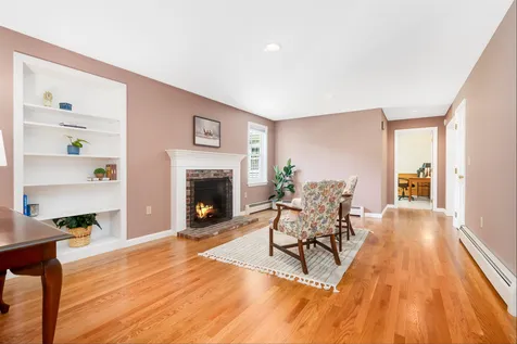 19 Candlewood Drive Amherst NH 03031