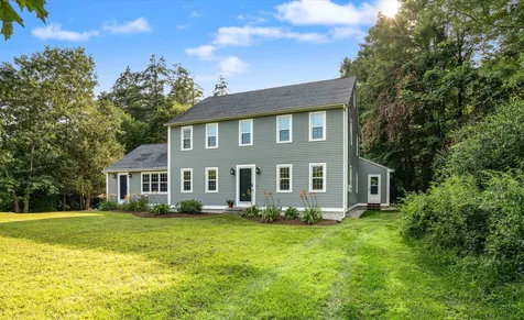 19 Candlewood Drive Amherst NH 03031
