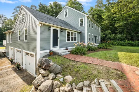 19 Candlewood Drive Amherst NH 03031